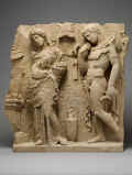 Rilevo in pietra tenera con Oreste ed Elettra, H 58,5 cm, 325-300 a.C., da Taranto. New York, Metropolitan Museum of Art