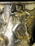 Rhyton in argento dorato, particolare con la raffigurazione della Dea Atena